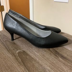 Women’s Black Heels